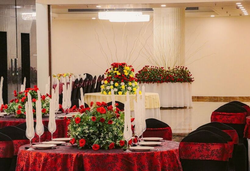 Playotel Premier Guna