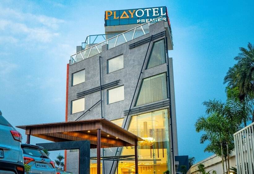Playotel Premier Guna