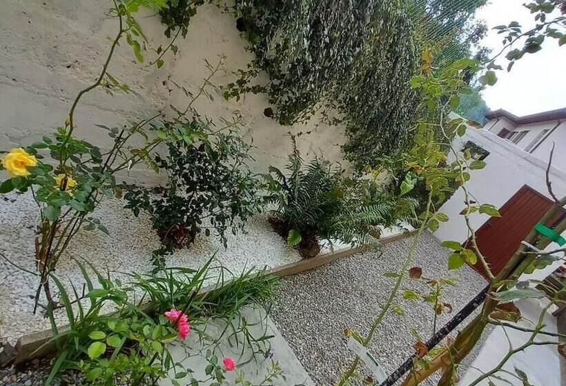 住所  An Oasi For Traveller Close To The Lake And Lugano