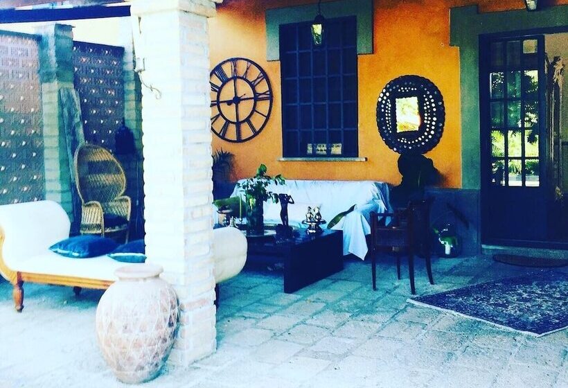 レジデンス Beautiful Villa In The Country Side Of Rome, Italy