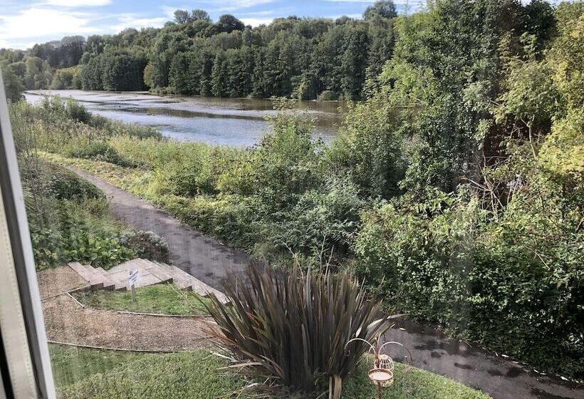 Резиденция River Bay