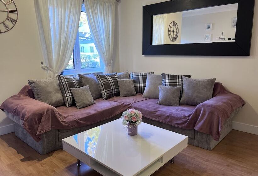 Резиденция River Bay