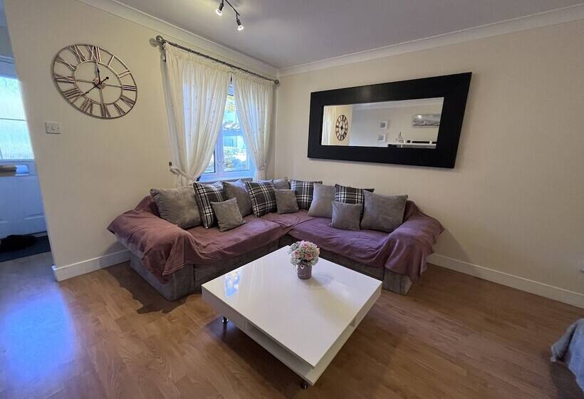 Резиденция River Bay