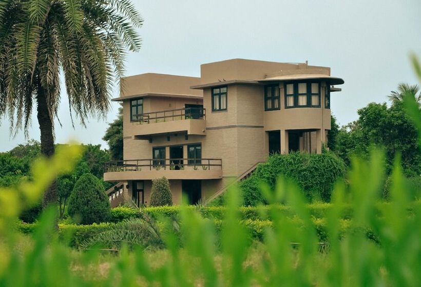 استراحتگاه Clarks Safari Pushkar