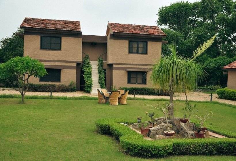 استراحتگاه Clarks Safari Pushkar