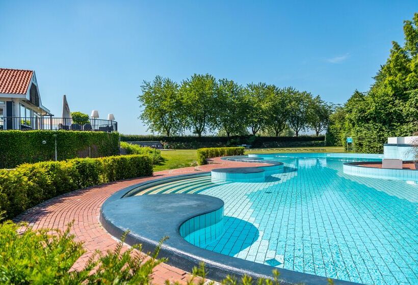 אתר נופש Europarcs Marina Strandbad