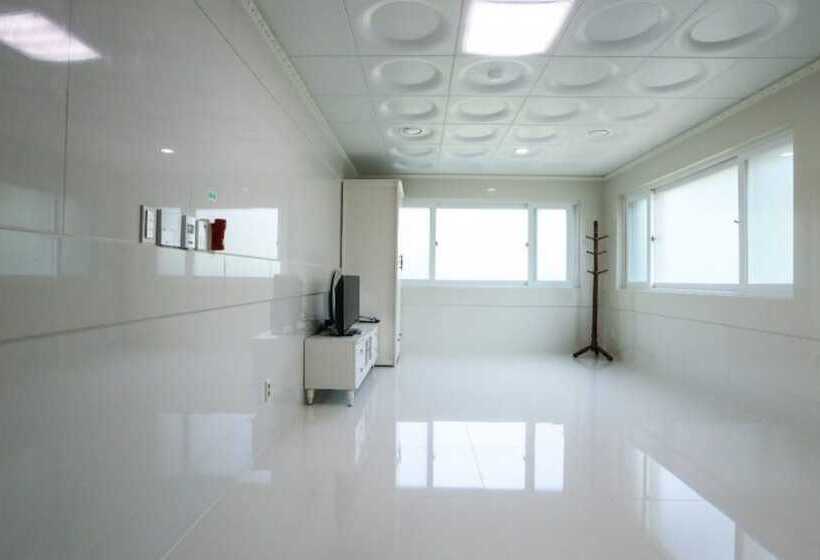 Seongju Gaya Hwangto Pension