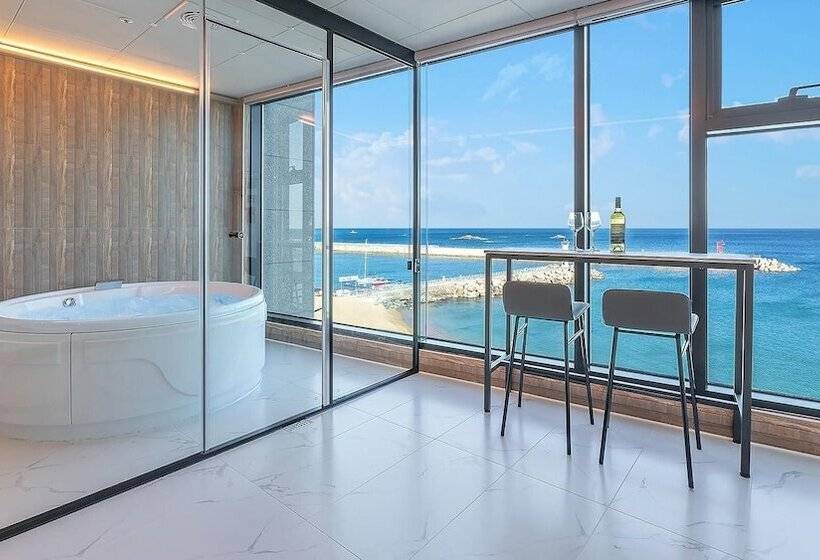 Sokcho The Sharp Pension