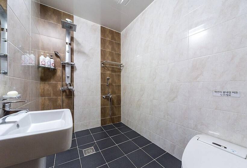 Suncheon Jeongwon Motel