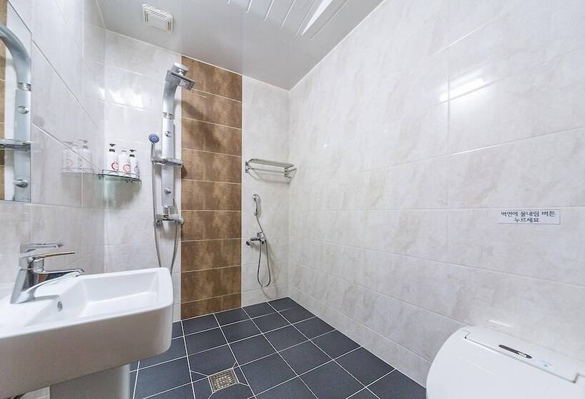 Suncheon Jeongwon Motel