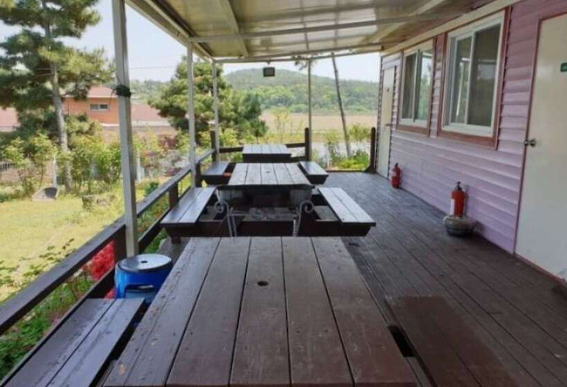 Taean Solbitbada Pension