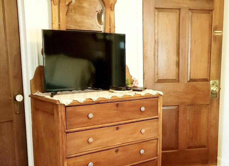 The Design Apartment At Sanctuary Of The Swan Wellness Hotel Swan Rescue Farm