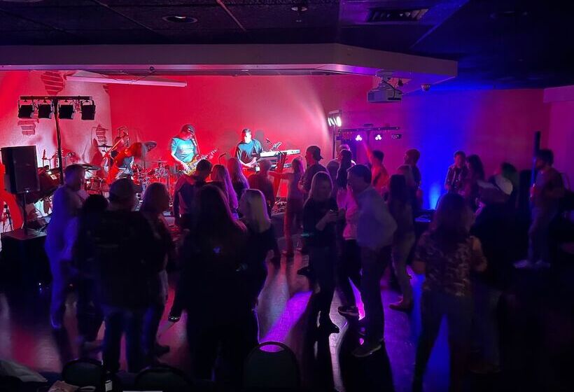 The Mclure Hotel And Conference Center