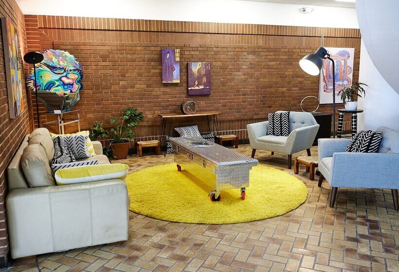 The Mclure Hotel And Conference Center