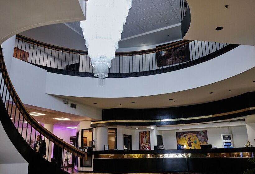 The Mclure Hotel And Conference Center