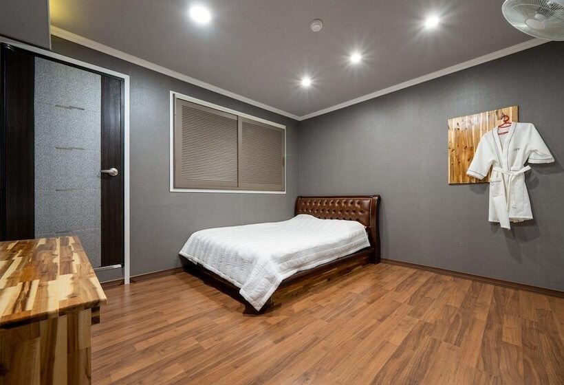 Yanggu Samhojang Motel