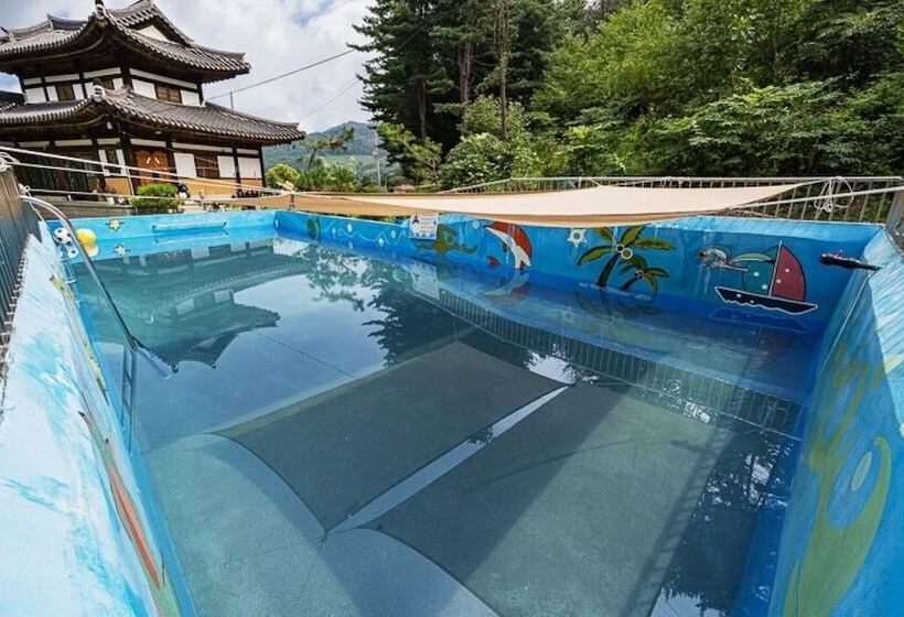 Yangpyeong Cheonnyeoncho Hanok Pension