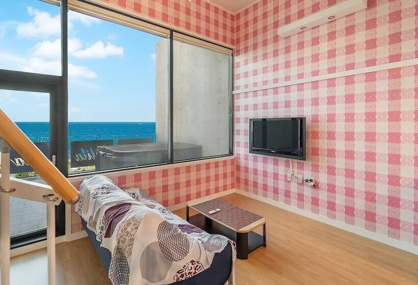 Yangyang Belitaruz Pension