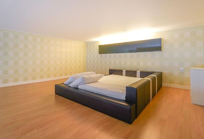 Yangyang Belitaruz Pension