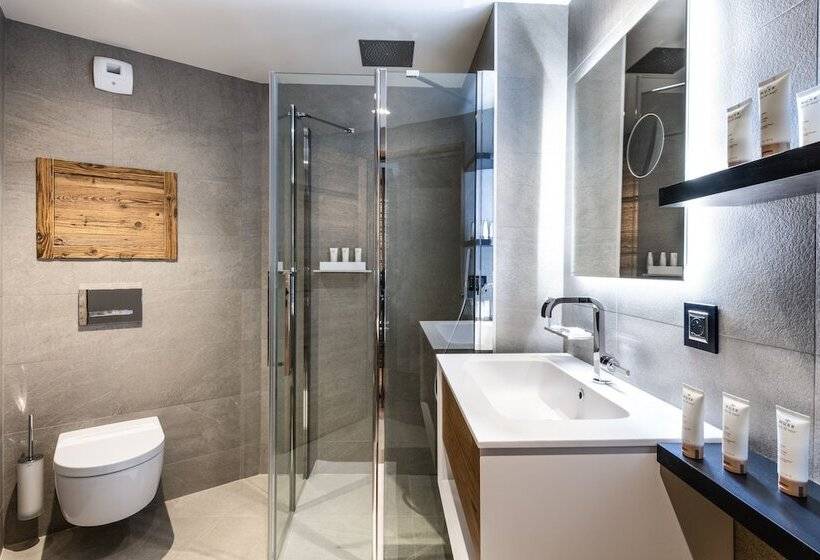 Alaska Lodge By Alpine Resorts