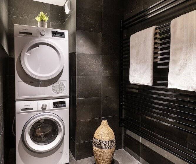 Alaska Lodge By Alpine Resorts