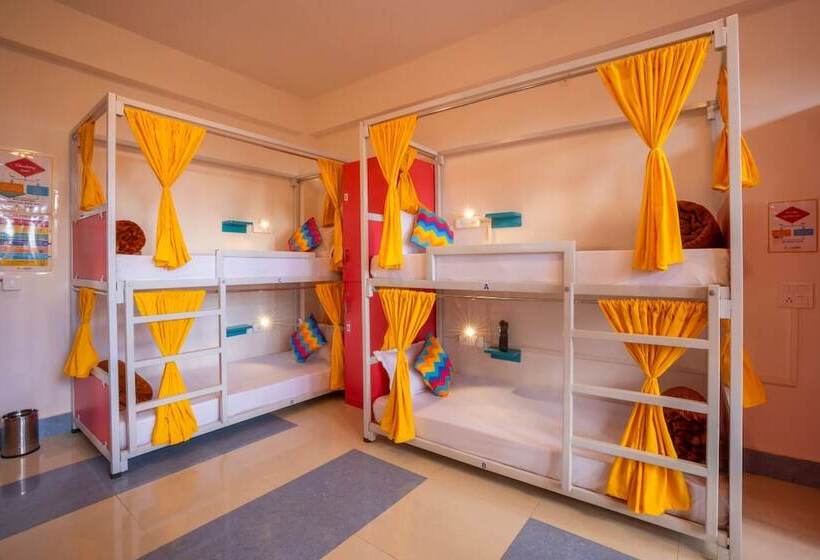 הוסטל Gostops Kasar Devi