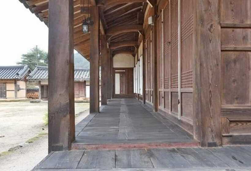 Andong Jeongjaejongtaek Hanok Pension