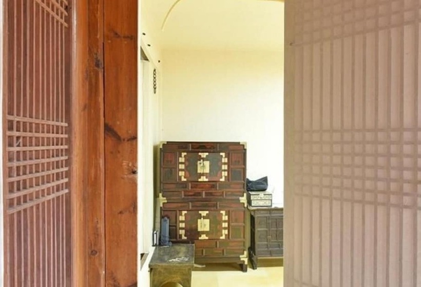 Andong Jeongjaejongtaek Hanok Pension