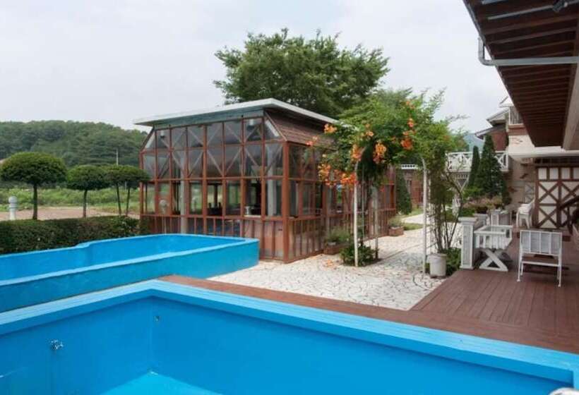 Anseong Provence Pension