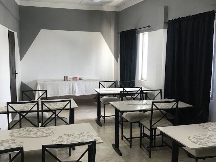 تختخواب و صبحانه Blue Residence