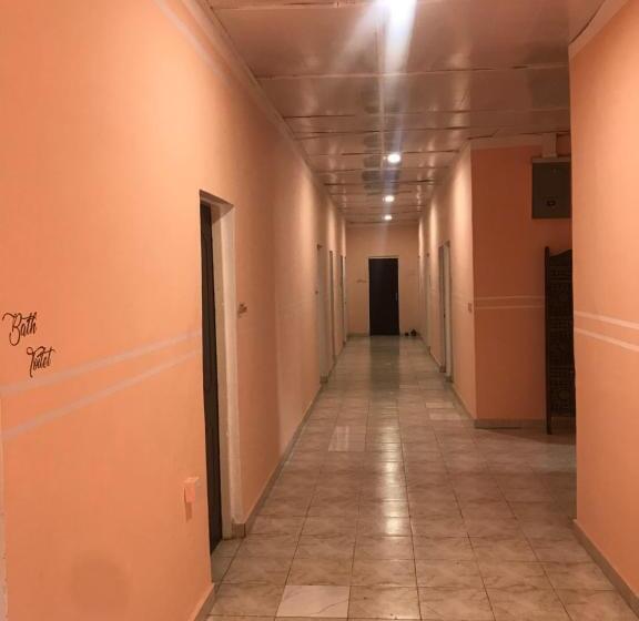 تختخواب و صبحانه Blue Residence