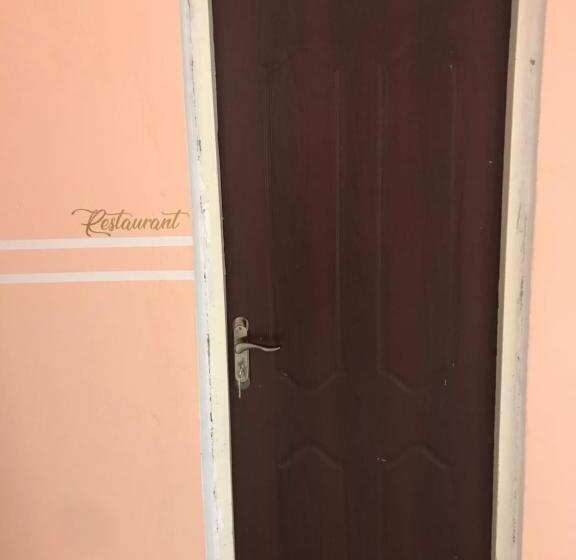 تختخواب و صبحانه Blue Residence