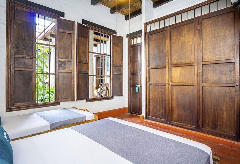 צימר Colonial Palmira