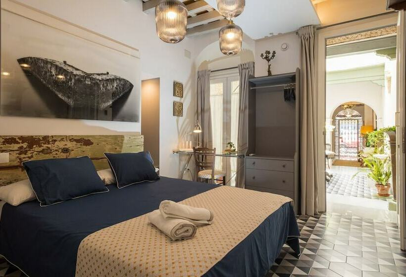 住宿加早餐  Portus Gaditanus Sxviii Patio Andaluz