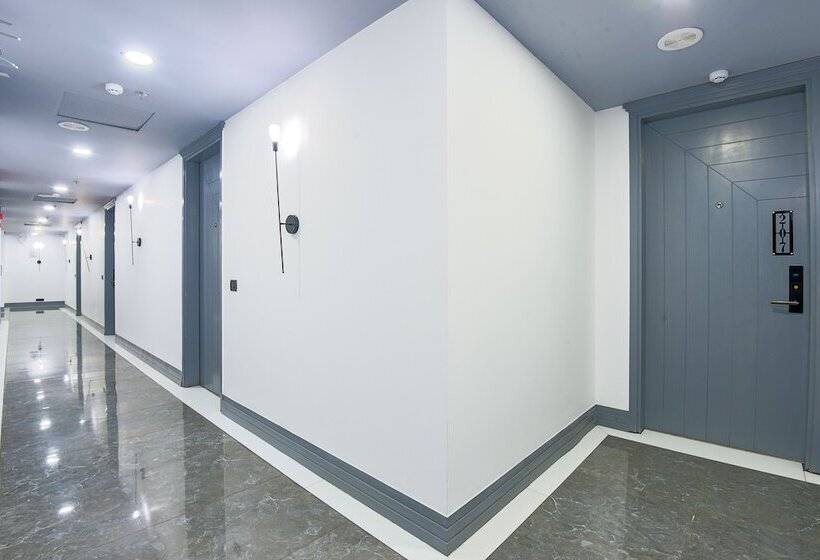 Bedchambers Serviced Apartment   Mg Road