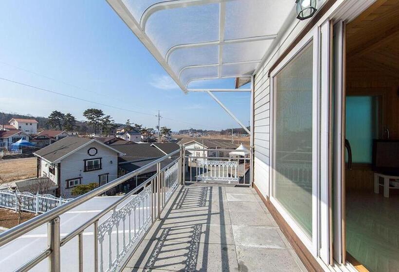 Muchangpo Chamjoeun Pension