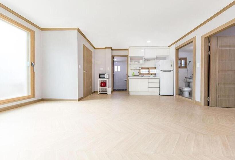 Muchangpo Chamjoeun Pension