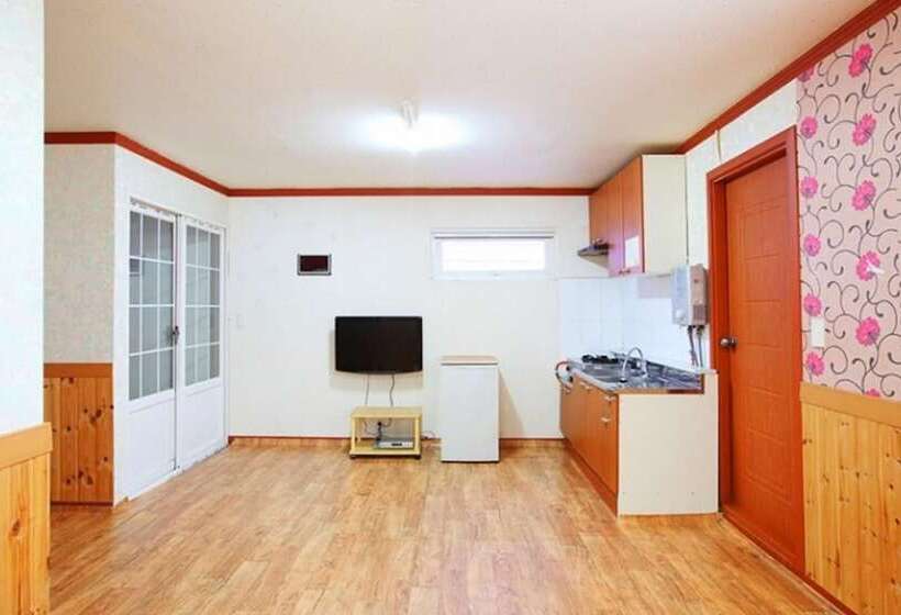 Cheorwon Beulbee Pension