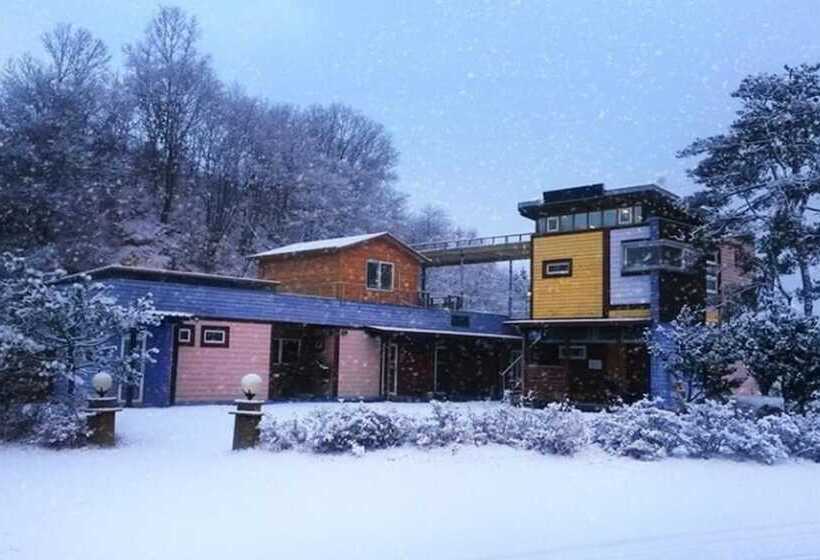 Cheorwon Beulbee Pension