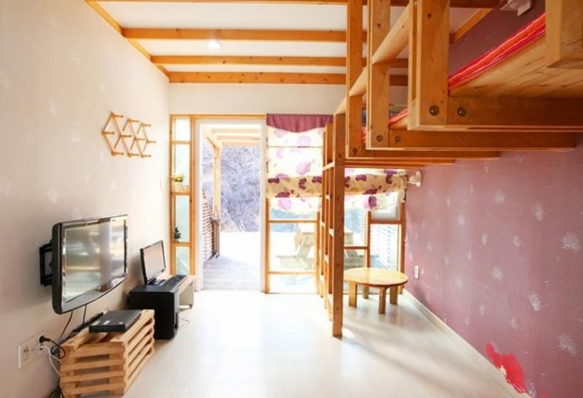 Cheorwon Beulbee Pension