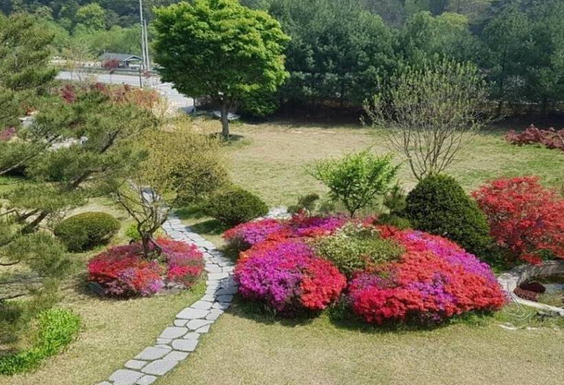 Chungju Garden Story Pension