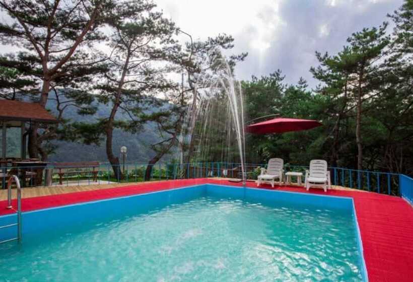 Danyang Namhangangsolbat Pension