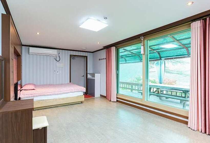 Danyang Namhangangsolbat Pension