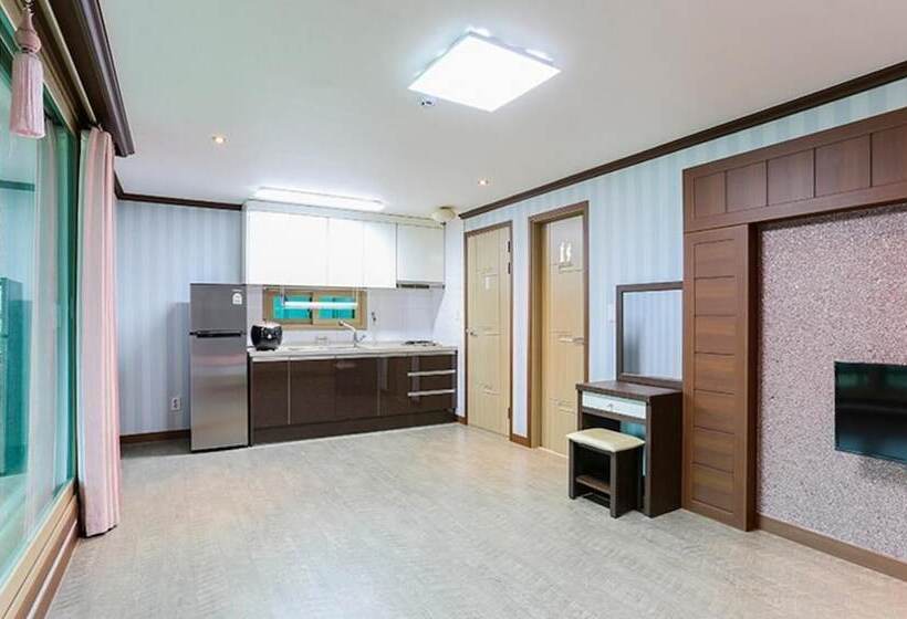 Danyang Namhangangsolbat Pension