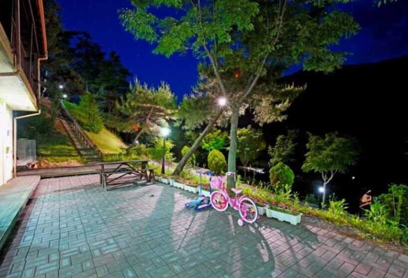 Danyang Sky Garden Pension