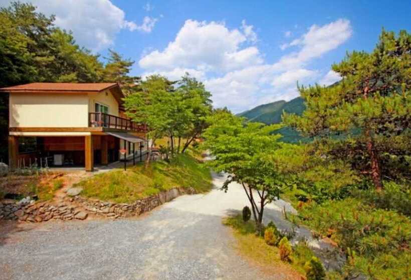 Danyang Sky Garden Pension