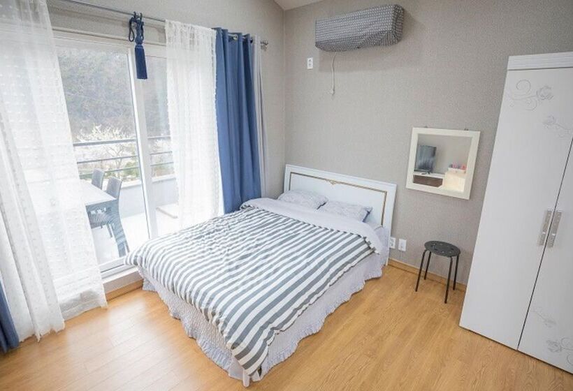 Danyang Sobaeksanganeungil Pension