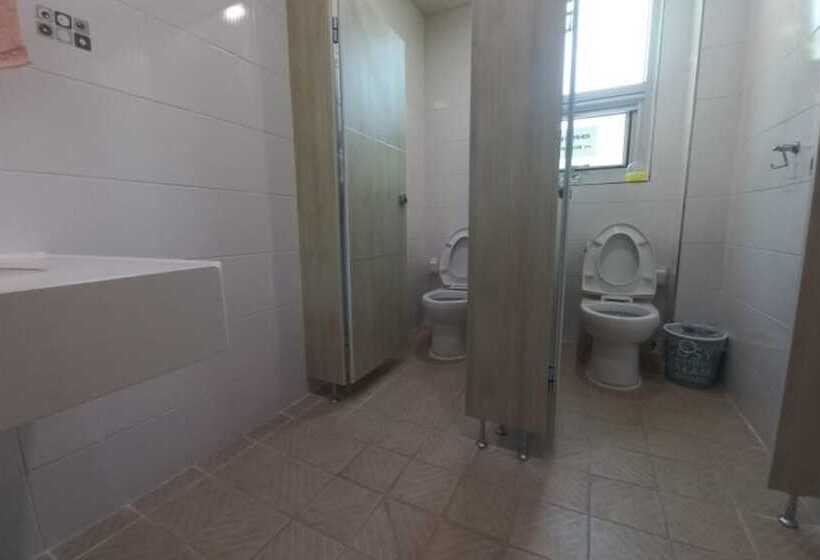 Danyang Three Nests Stay Pension