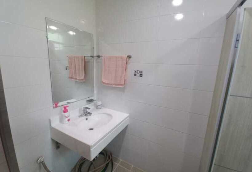 Danyang Three Nests Stay Pension