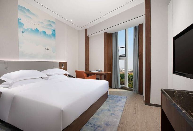 Days Hotel By Wyndham Changsha South